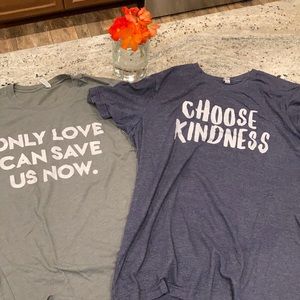 TWO XL vintage t-shirts with inspiring quotes!